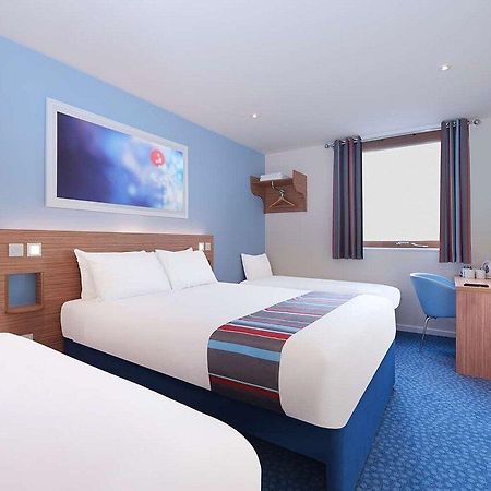 Travelodge Edinburgh Dreghorn Zewnętrze zdjęcie
