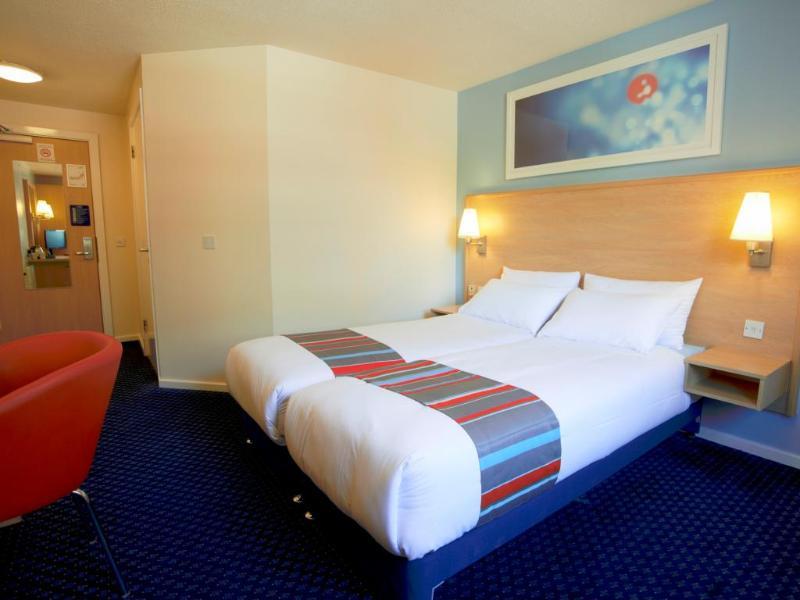 Travelodge Edinburgh Dreghorn Zewnętrze zdjęcie