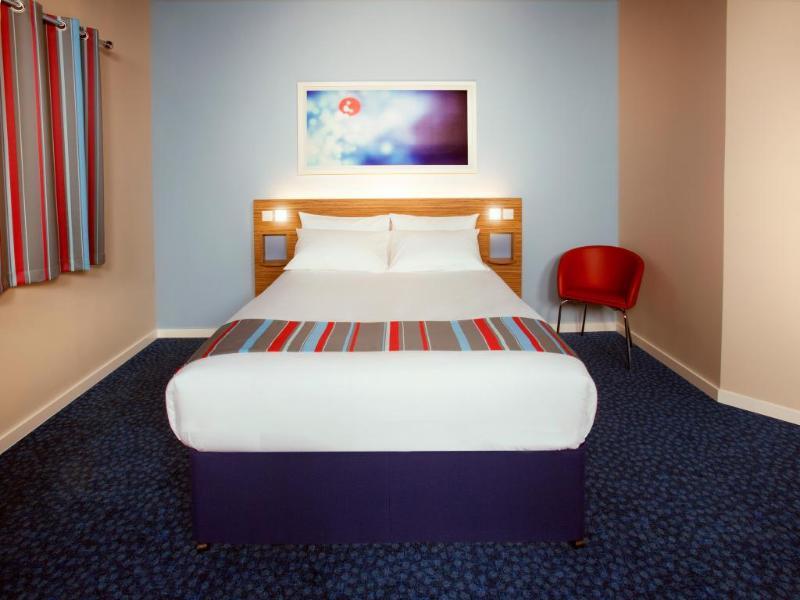 Travelodge Edinburgh Dreghorn Zewnętrze zdjęcie