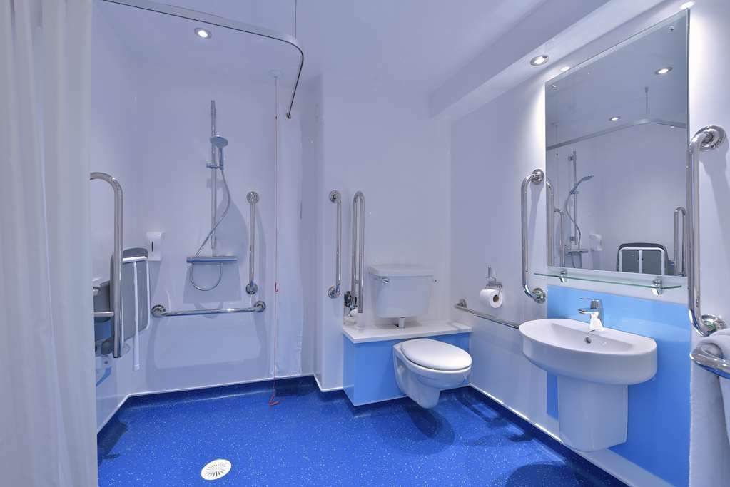Travelodge Edinburgh Dreghorn Pokój zdjęcie