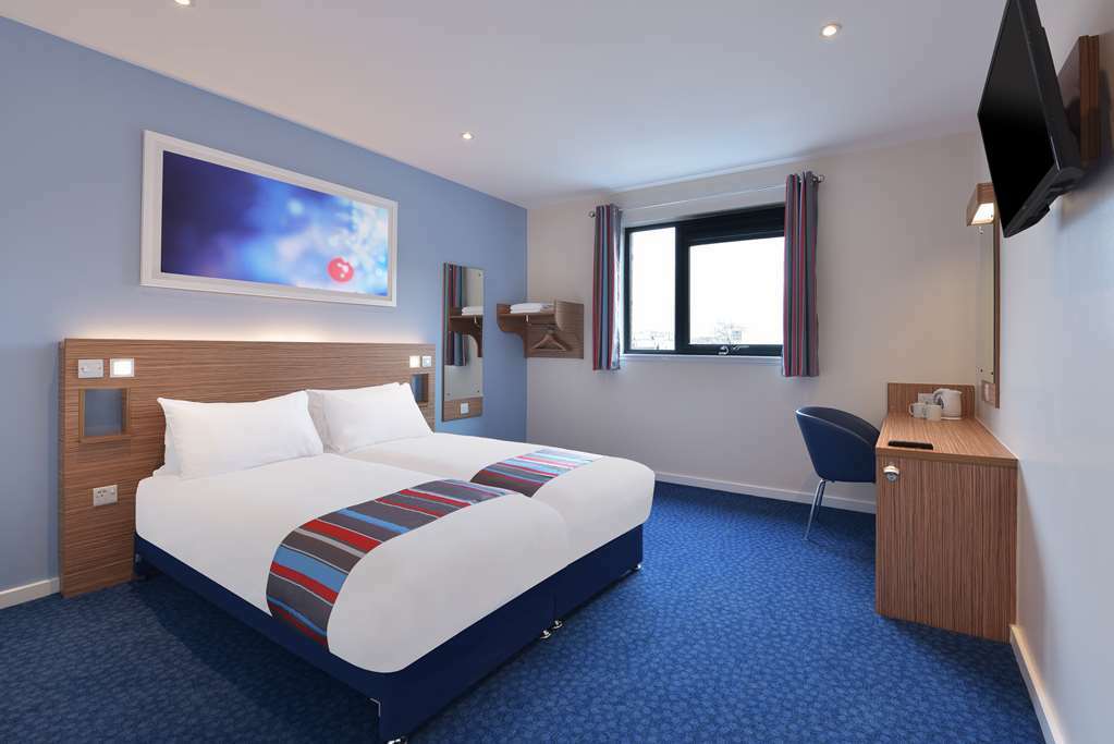 Travelodge Edinburgh Dreghorn Pokój zdjęcie